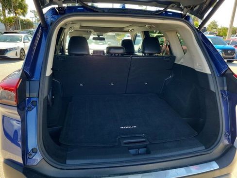 Certified 2023 Nissan Rogue SV w/ SV Premium B Package AWD/4WD image 15
