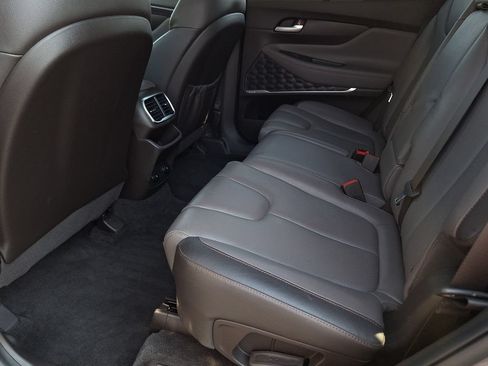 Used 2019 Hyundai Santa Fe Limited AWD/4WD image 12