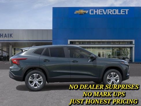 New 2026 Chevrolet Trax LS FWD image 5