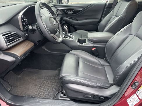 Certified 2022 Subaru Outback Limited image 9