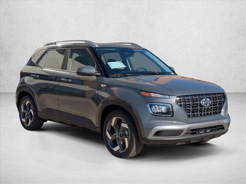 New 2026 Hyundai Venue SEL FWD image 7