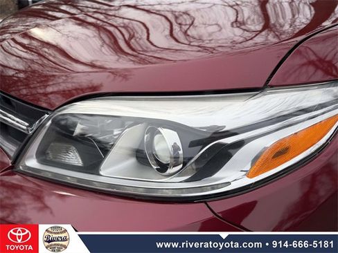 Used 2018 Toyota Sienna Limited Premium image 9