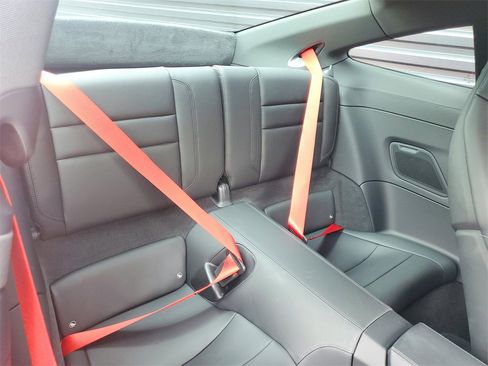 Certified 2025 Porsche 911 Carrera image 18