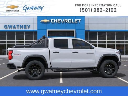 New 2025 Chevrolet Colorado Trail Boss w/ Midnight Edition image 5