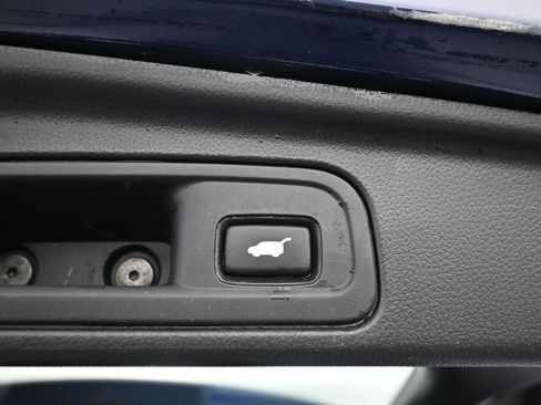 Certified 2022 Honda Pilot Touring image 25