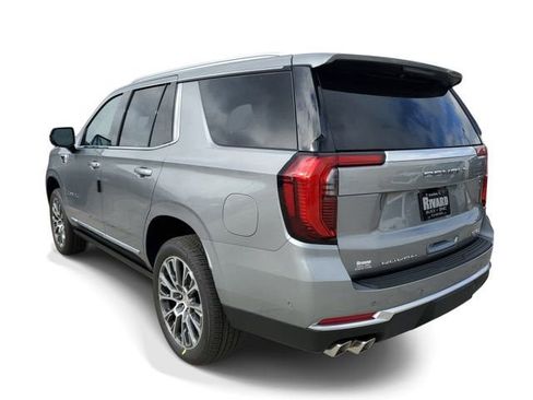 New 2026 GMC Yukon Denali w/ Denali Reserve Package AWD/4WD image 4