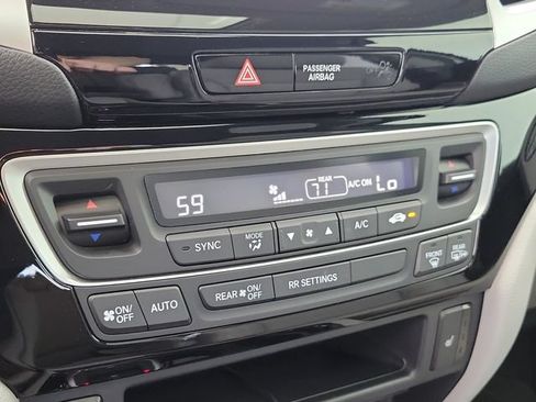 Used 2020 Honda Ridgeline RTL-E image 30