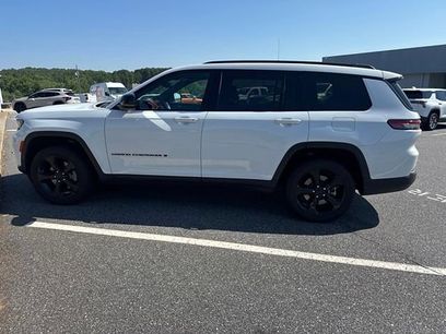 Used 2024 Jeep Grand Cherokee L Altitude
