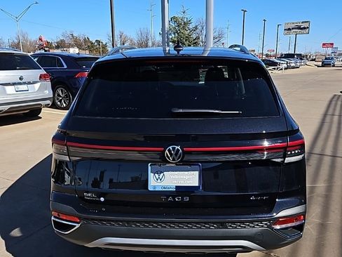 New 2026 Volkswagen Taos SEL image 6
