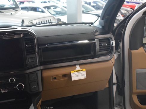 Used 2023 Ford F250 Lariat w/ Chrome Package AWD/4WD image 58