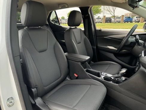 Used 2023 Buick Encore GX Select w/ Safety Package II image 32