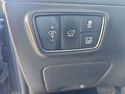 Certified 2024 Hyundai Tucson Limited AWD/4WD image 16