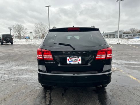 Used 2020 Dodge Journey SE w/ SE Popular Equipment Group image 7
