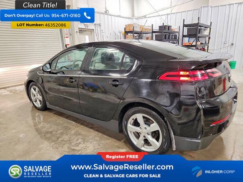 Used 2014 Chevrolet Volt Premium w/ Premium Trim Package image 3