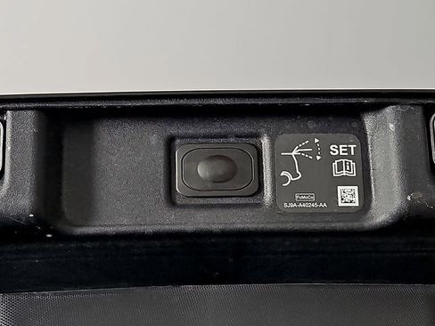 Used 2025 Ford Mustang Mach-E Premium image 31