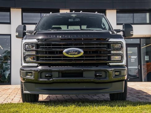 Used 2026 Ford F250 Platinum AWD/4WD image 8
