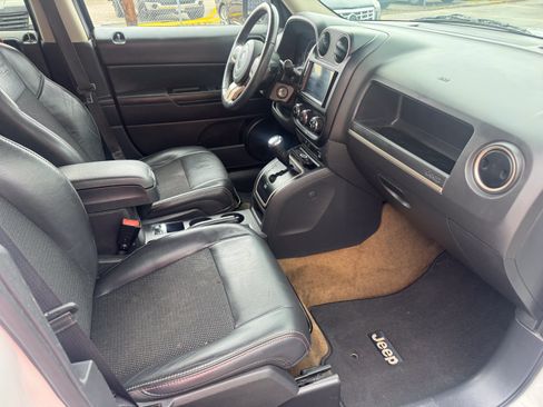 Used 2016 Jeep Patriot 75th Anniversary w/ Power Value Group AWD/4WD image 12