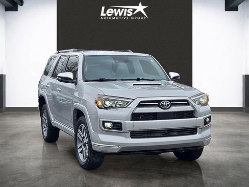 Used 2023 Toyota 4Runner TRD Sport w/ Technology Package AWD/4WD image 6