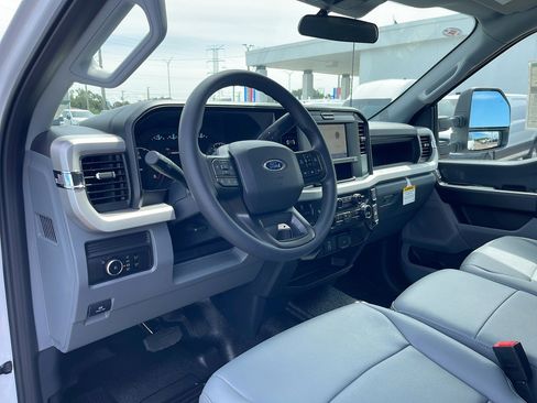 New 2026 Ford F350 XL w/ XL Chrome Package AWD/4WD image 10