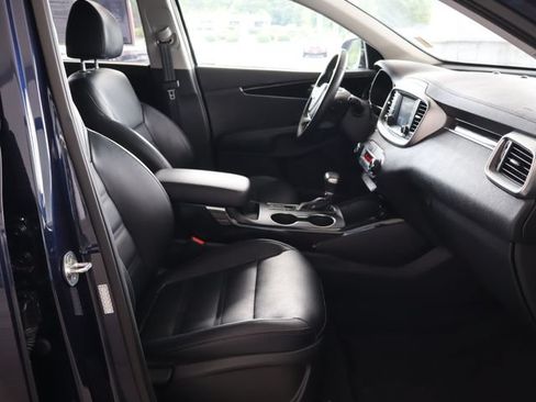Used 2020 Kia Sorento EX FWD image 44