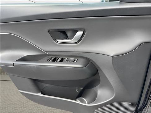 Certified 2024 Hyundai Kona Limited image 17