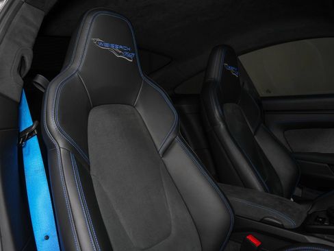 Used 2025 Porsche 911 GT3 RS w/ Weissach Package RWD image 29