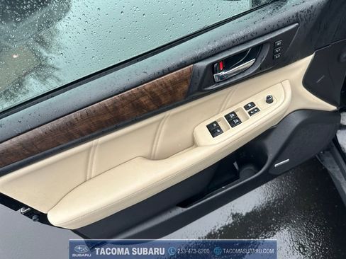 Used 2018 Subaru Outback 2.5i Limited image 11
