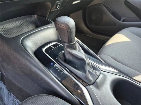 Used 2024 Toyota Corolla LE FWD image 12
