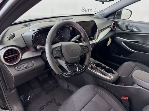 New 2026 Chevrolet Trax RS w/ Sunroof Package FWD image 11