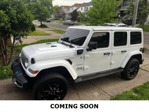Used 2024 Jeep Wrangler Unlimited Sahara AWD/4WD image 1