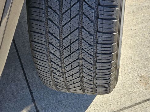 Used 2021 Jeep Grand Cherokee Laredo X image 14