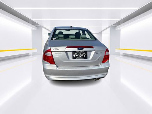 Used 2010 Ford Fusion SE FWD image 5