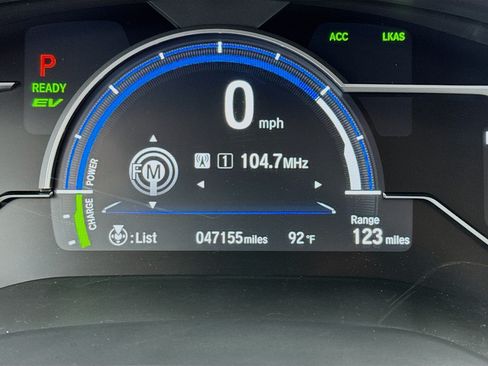 Used 2018 Honda Clarity Touring image 8