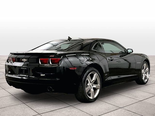 Used 2010 Chevrolet Camaro SS w/ RS Package RWD image 11