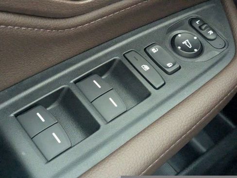 New 2026 Honda Odyssey Touring image 14