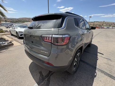Used 2023 Jeep Compass Limited AWD/4WD image 5