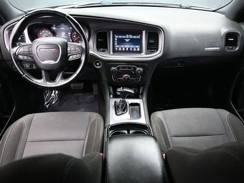 Used 2020 Dodge Charger SXT w/ Blacktop Package RWD image 17