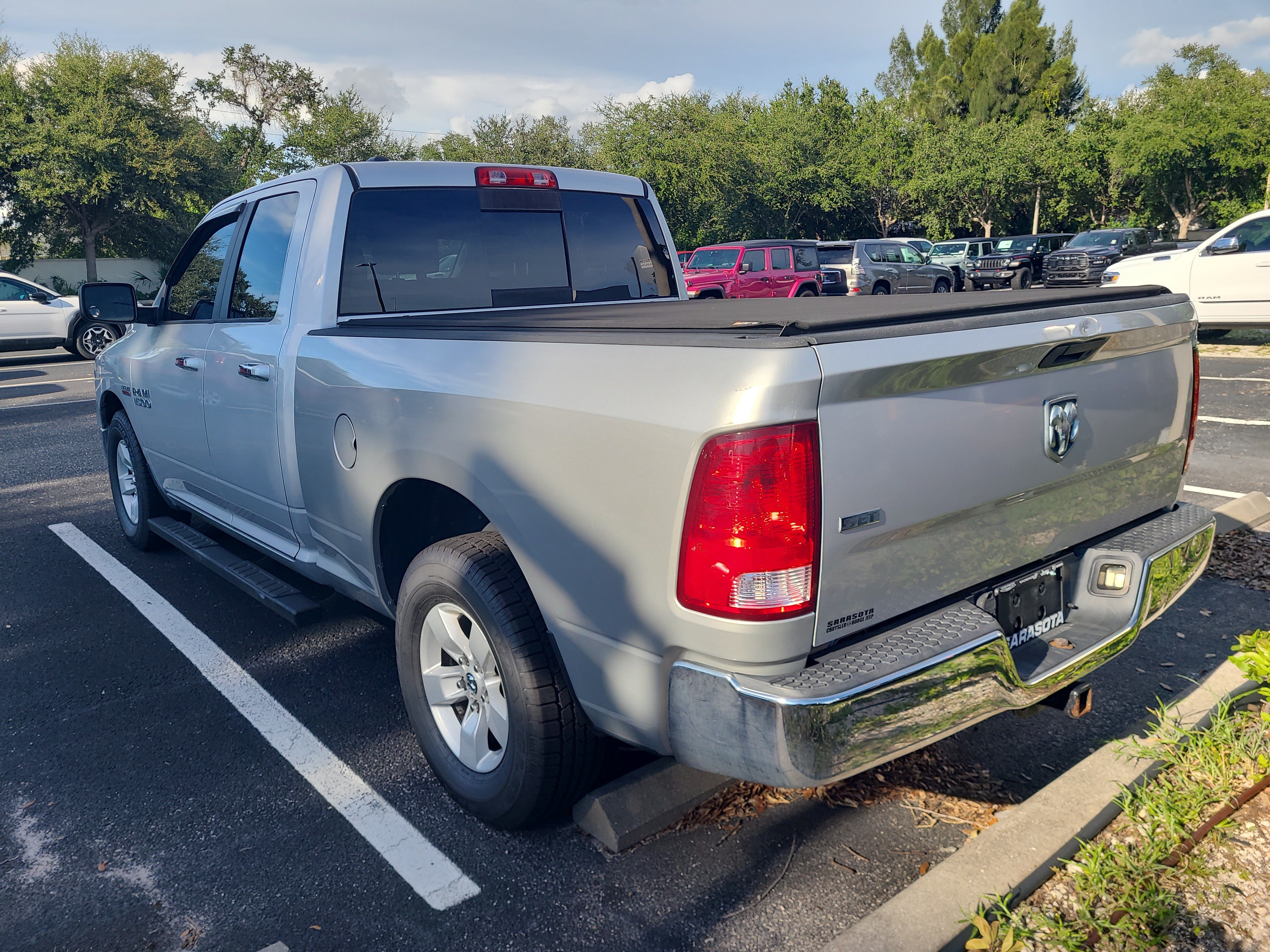 Used 2016 RAM 1500 Classic SLT RWD image 7