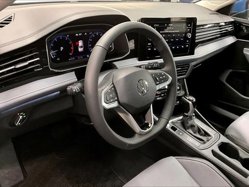 New 2026 Volkswagen Jetta SEL image 8