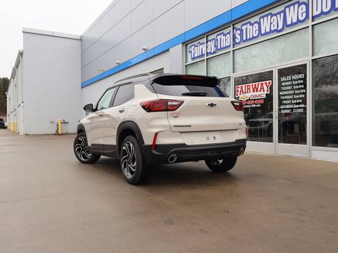 New 2026 Chevrolet TrailBlazer RS w/ Driver Confidence Package FWD image 34