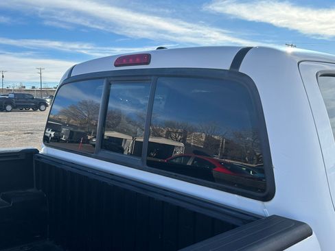 Used 2011 Toyota Tacoma 4x4 Double Cab image 28