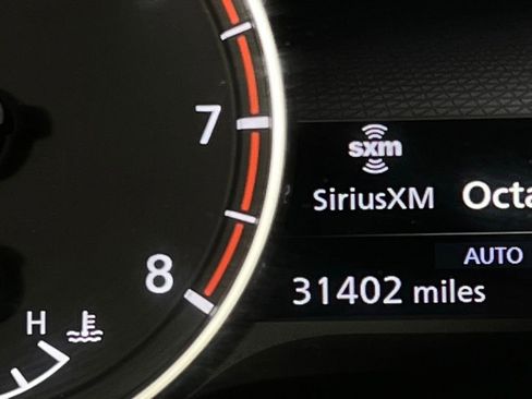 Used 2023 Nissan Rogue S image 14