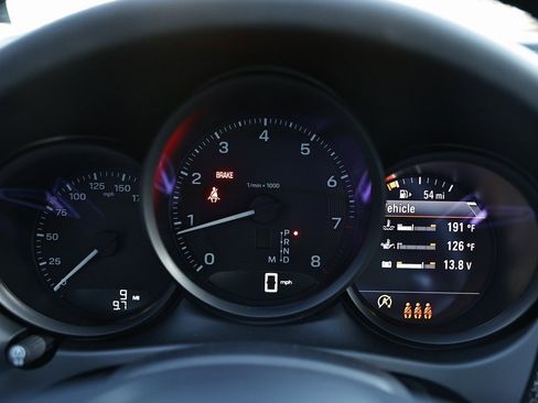 New 2026 Porsche Macan image 33