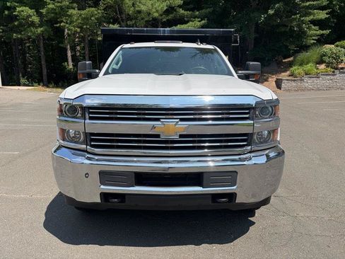 Used 2016 Chevrolet Silverado 3500 W/T w/ WT Convenience Package AWD/4WD image 5