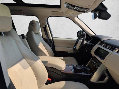 Used 2017 Land Rover Range Rover Supercharged AWD/4WD image 27