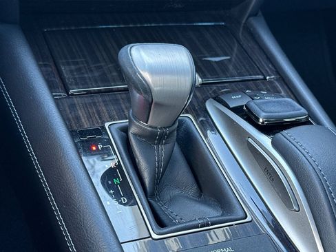 Used 2016 Lexus LS 460 AWD w/ Comfort Package image 26