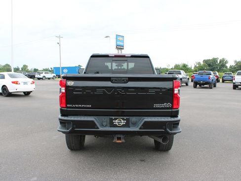 Used 2020 Chevrolet Silverado 2500 High Country w/ Z71 Off-Road Package AWD/4WD image 8