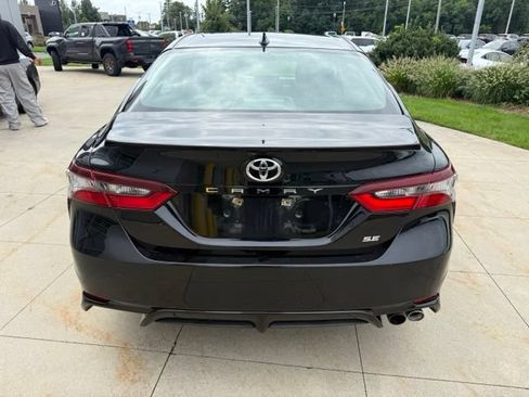 Used 2024 Toyota Camry SE FWD image 6