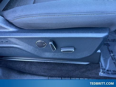 Certified 2021 Ford F150 XLT w/ Equipment Group 302A High image 21