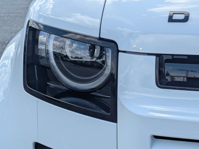 New 2026 Land Rover Defender 110 S AWD/4WD image 10